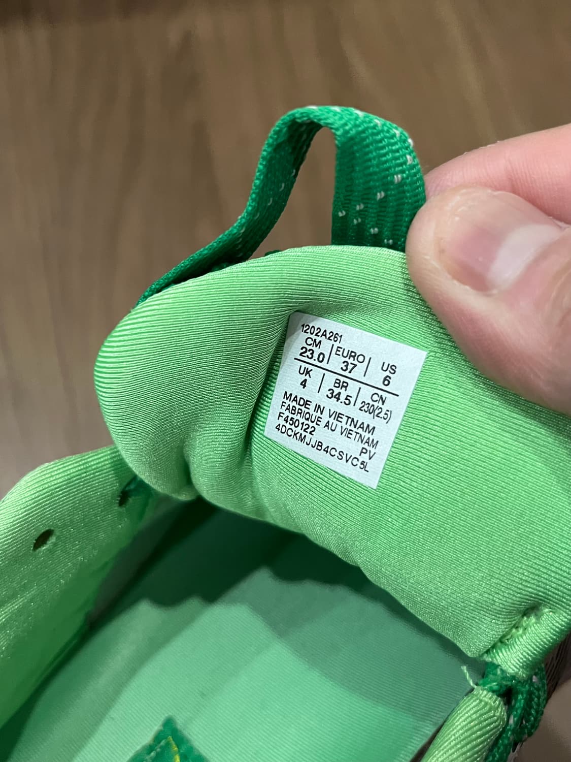 키코 코스타디노프 아식스 젤 카야노 230 상품이미지5