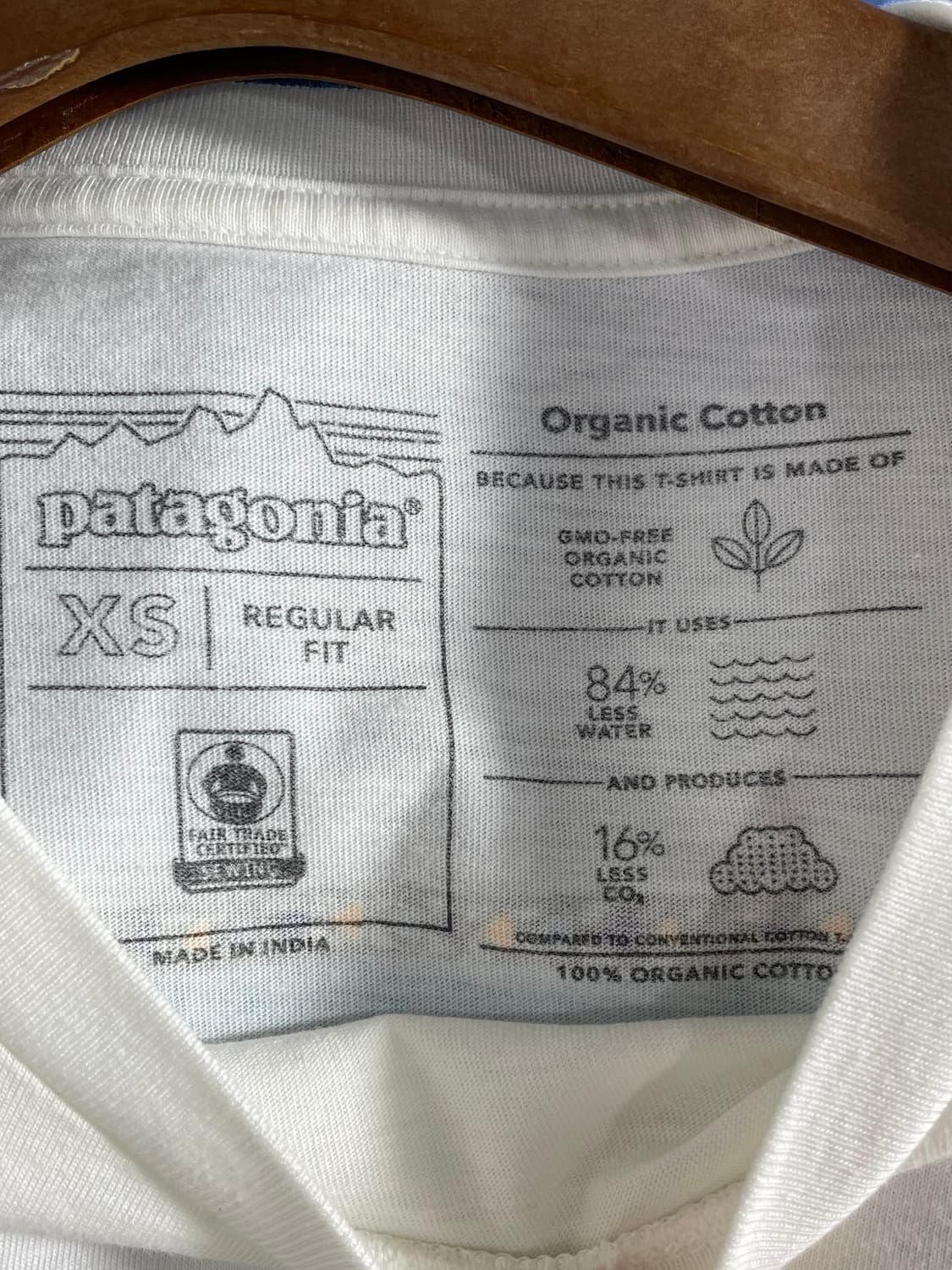 파타고니아 흰색 반팔 티셔츠 상품이미지2