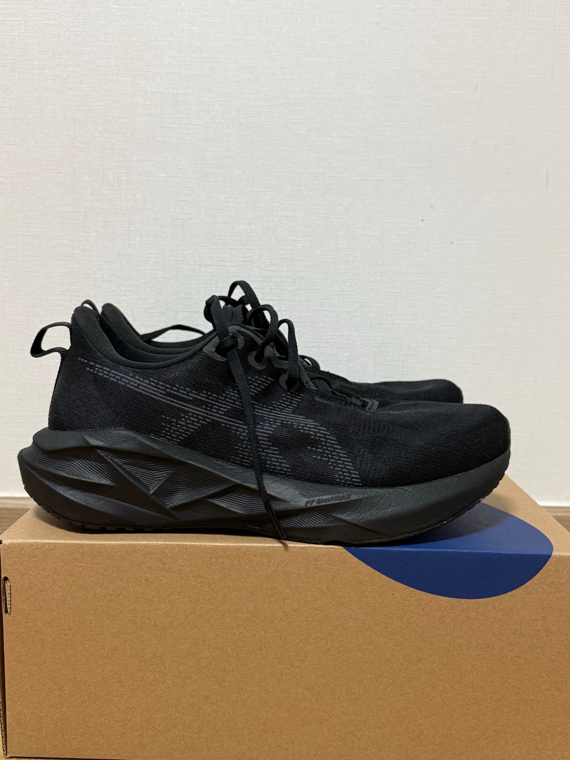 [255] 아식스 노바블라스트5 블랙 상품이미지2