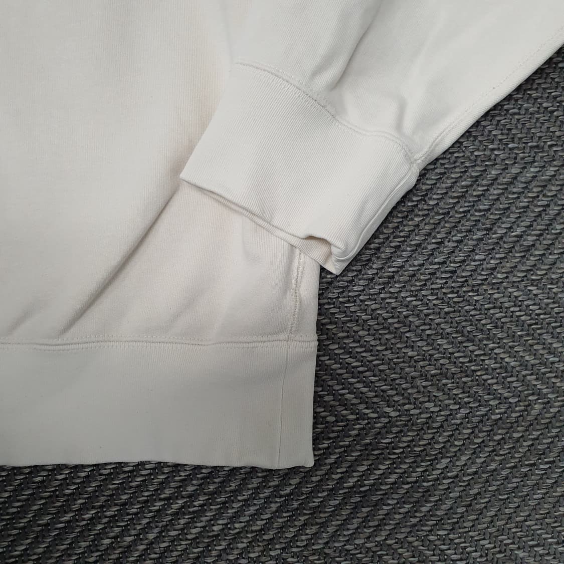 아디다스 오버핏 맨투맨 남자115 상품이미지4