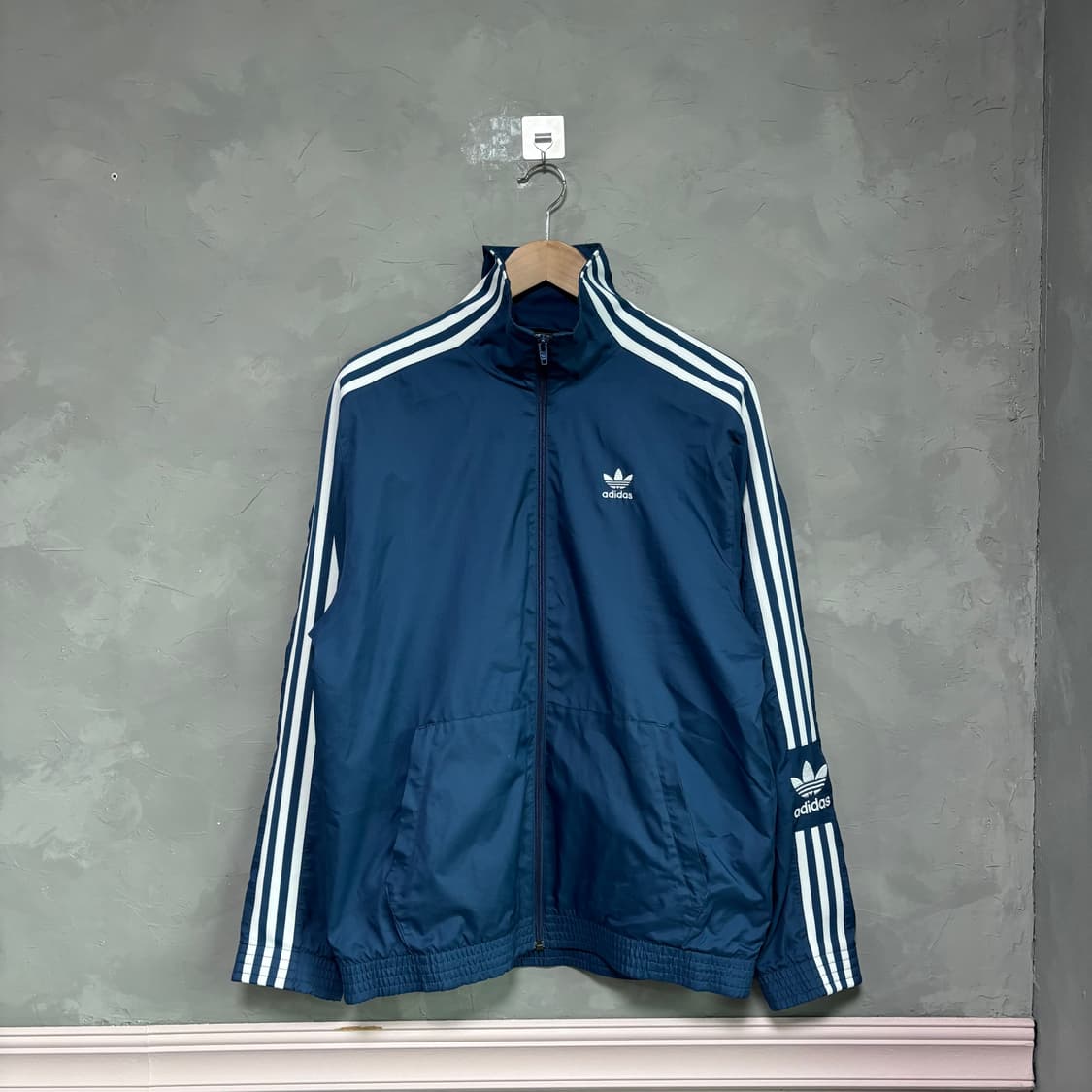 아디다스 파이어버드 락업 트랙탑 바람막이 블루 상품이미지1