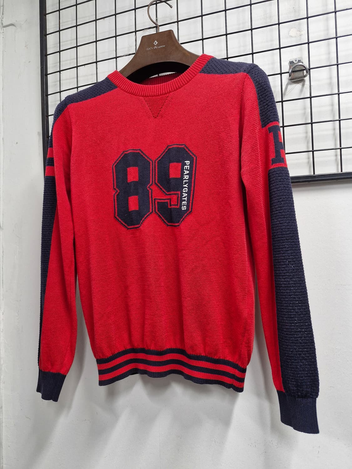 95M/66 파리게이츠 여성 니트 레드. 상품이미지3