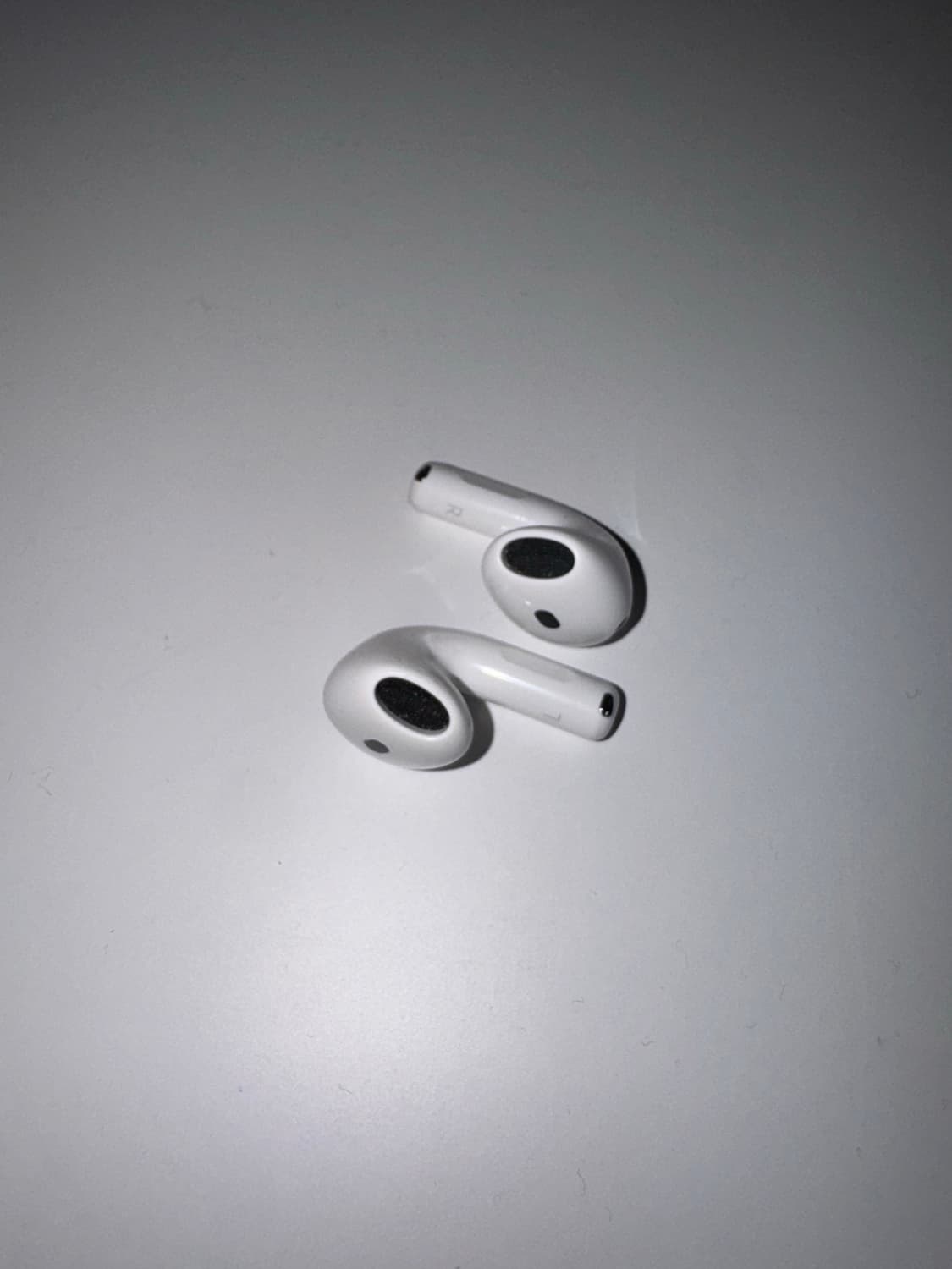 에어팟4 노이즈캔슬링 유닛 상품이미지2
