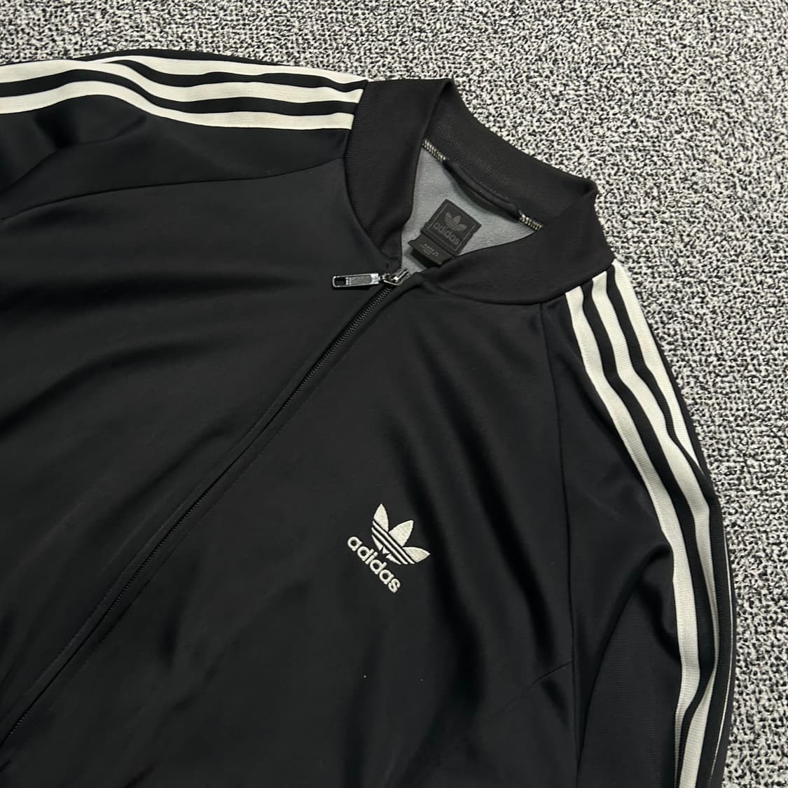 아디다스 블랙 슈퍼스타 트랙탑 져지 상품이미지2