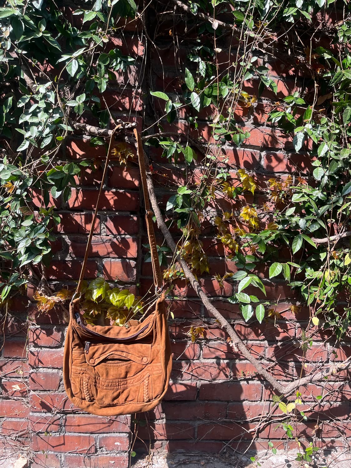 카라멜 브라운 크로스백 상품이미지4