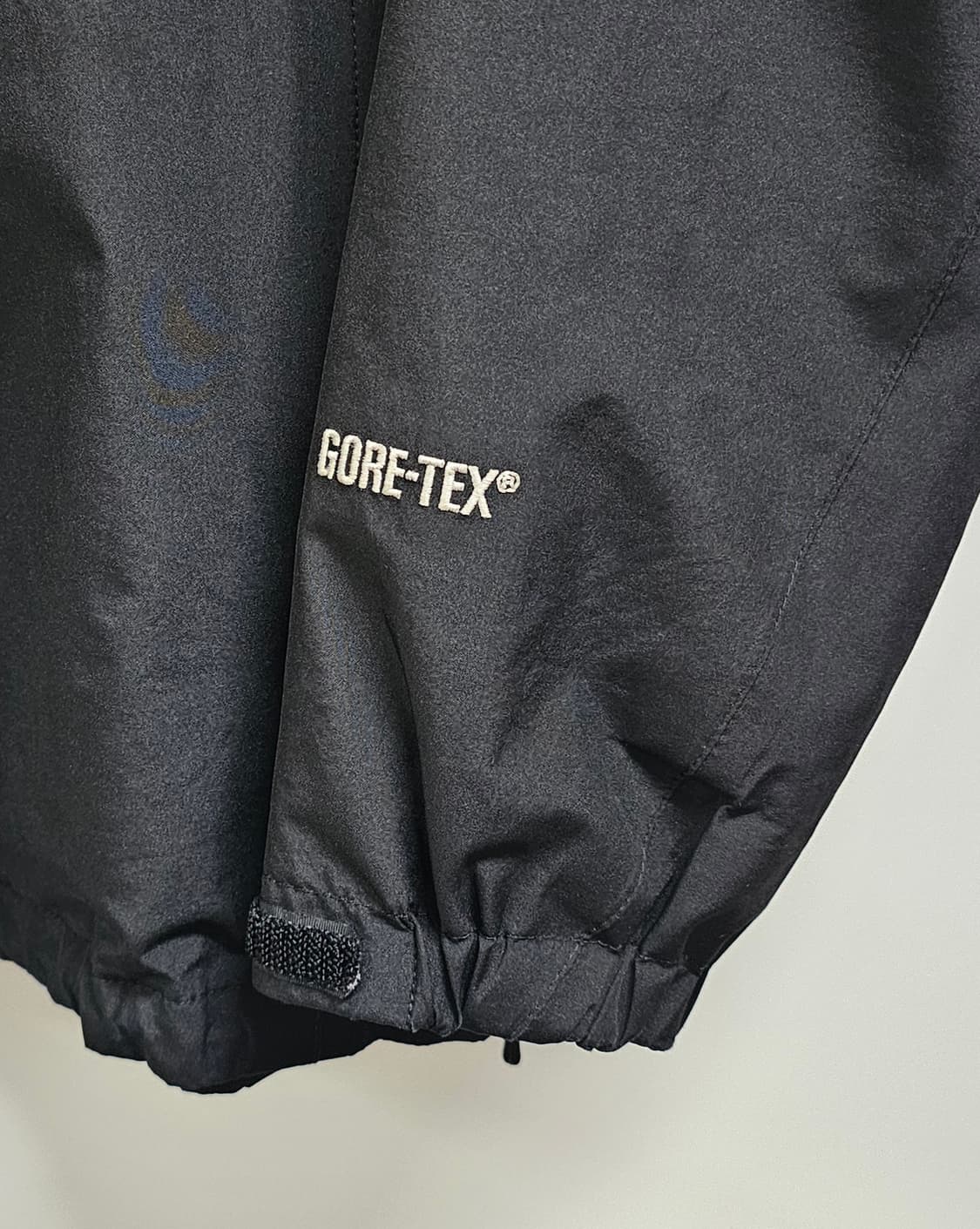 노스페이스 여성 고어텍스 바람막이 M 상품이미지3