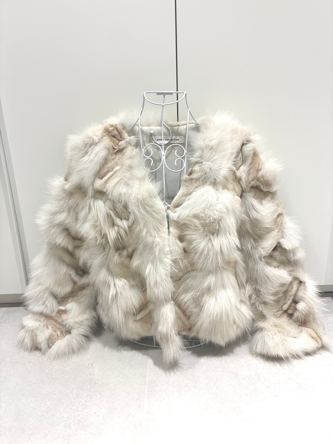 화이트 폭스퍼 자켓 상품이미지1