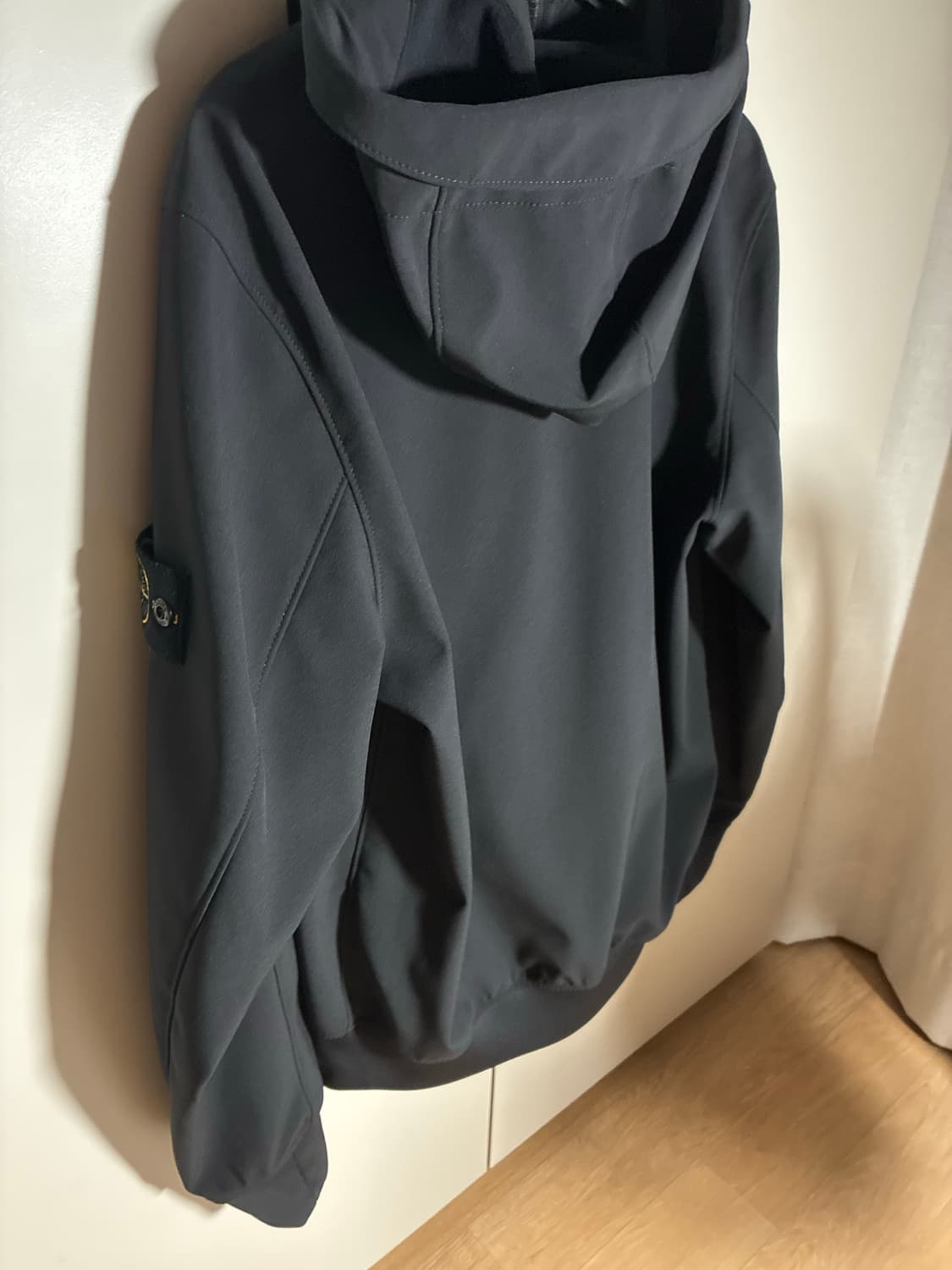 스톤아일랜드 소프트쉘 22fw s사이즈 상품이미지3