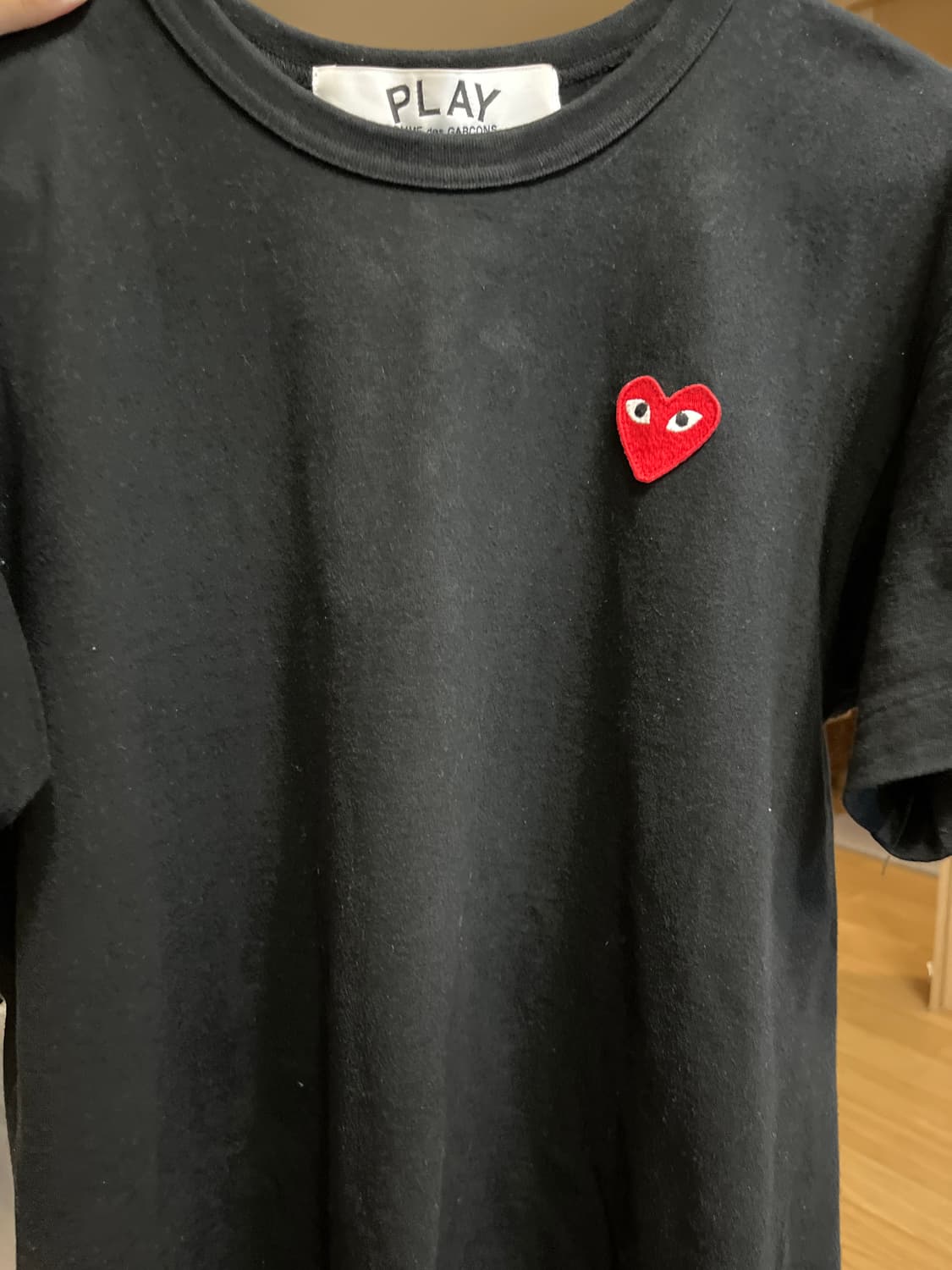 꼼데가르송 검정 반팔 M사이즈 팝니다 상품이미지2