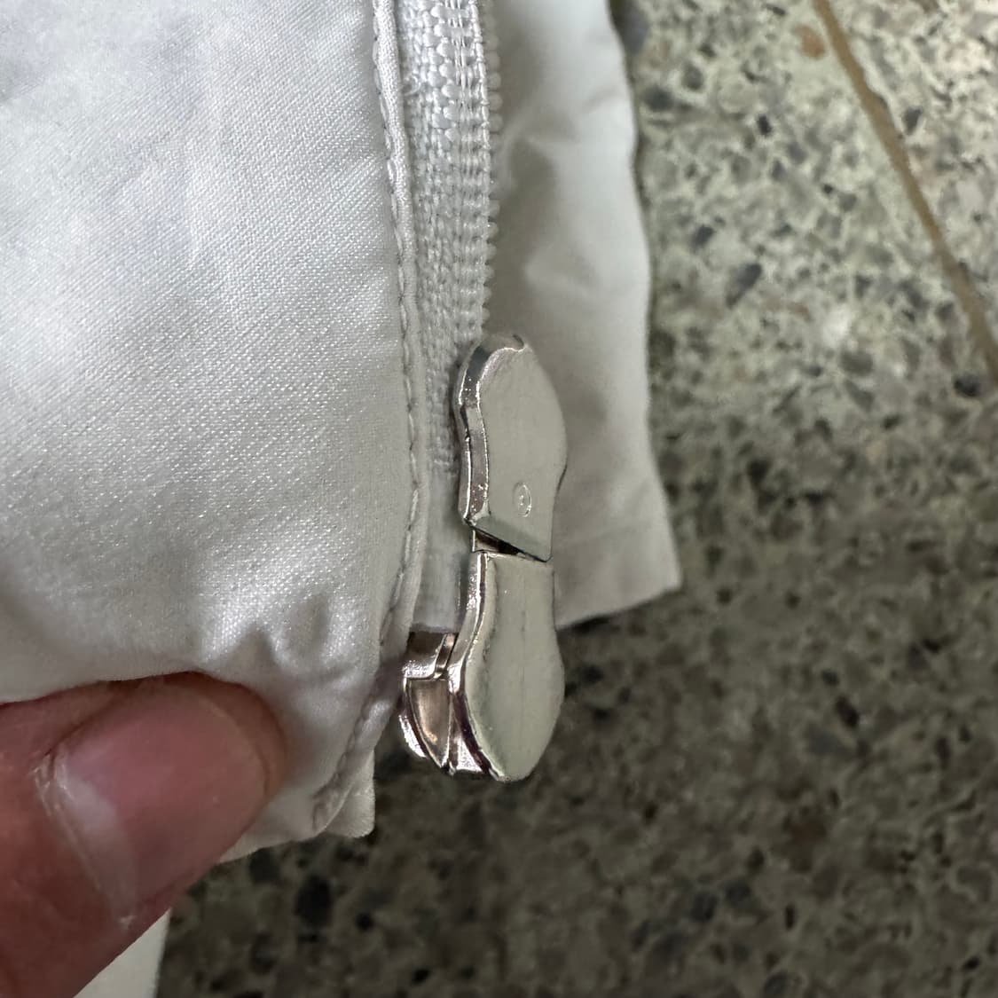 [L~XL] Prada Sport SGV7A 고어텍스 자켓 상품이미지9