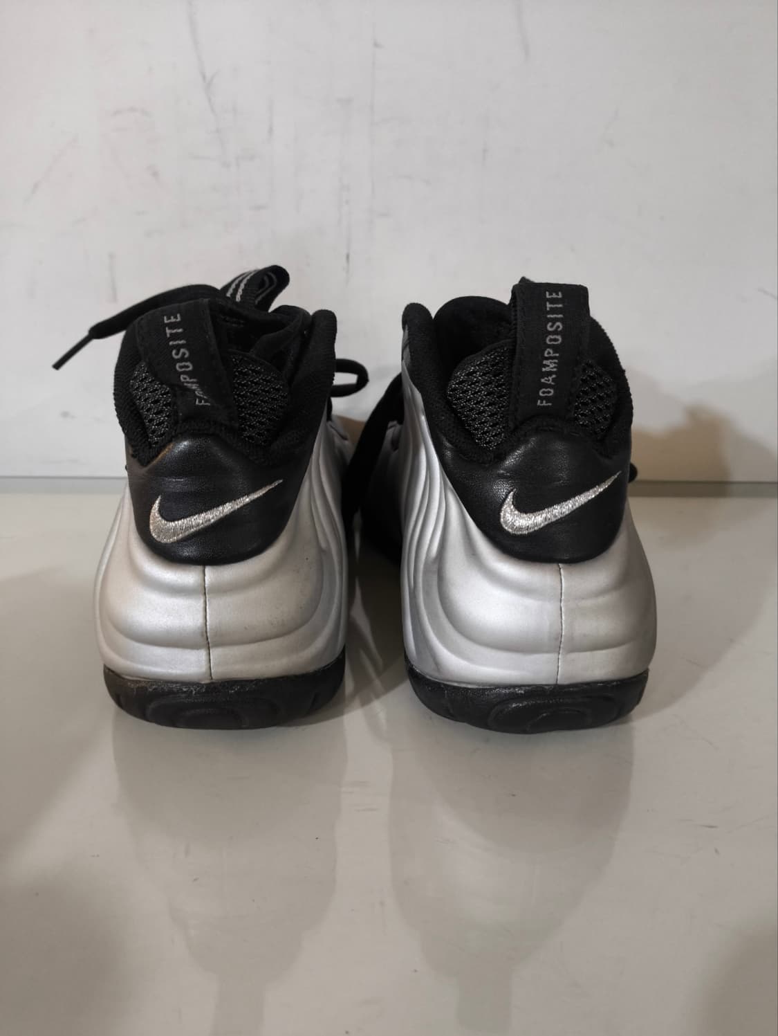 275mm 나이키 에어 폼포짓 프로 메탈릭 실버 상품이미지7