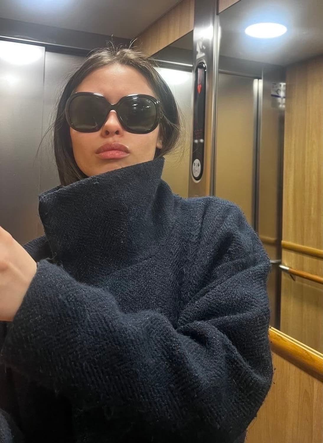 발렌시아가 오버사이즈 그레디언트 선글라스 상품이미지8