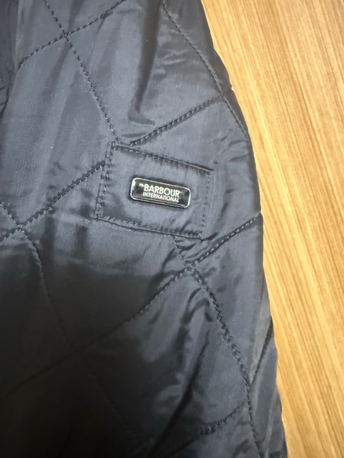 바버 아리엘 퀄팅자켓 xl 상품이미지2