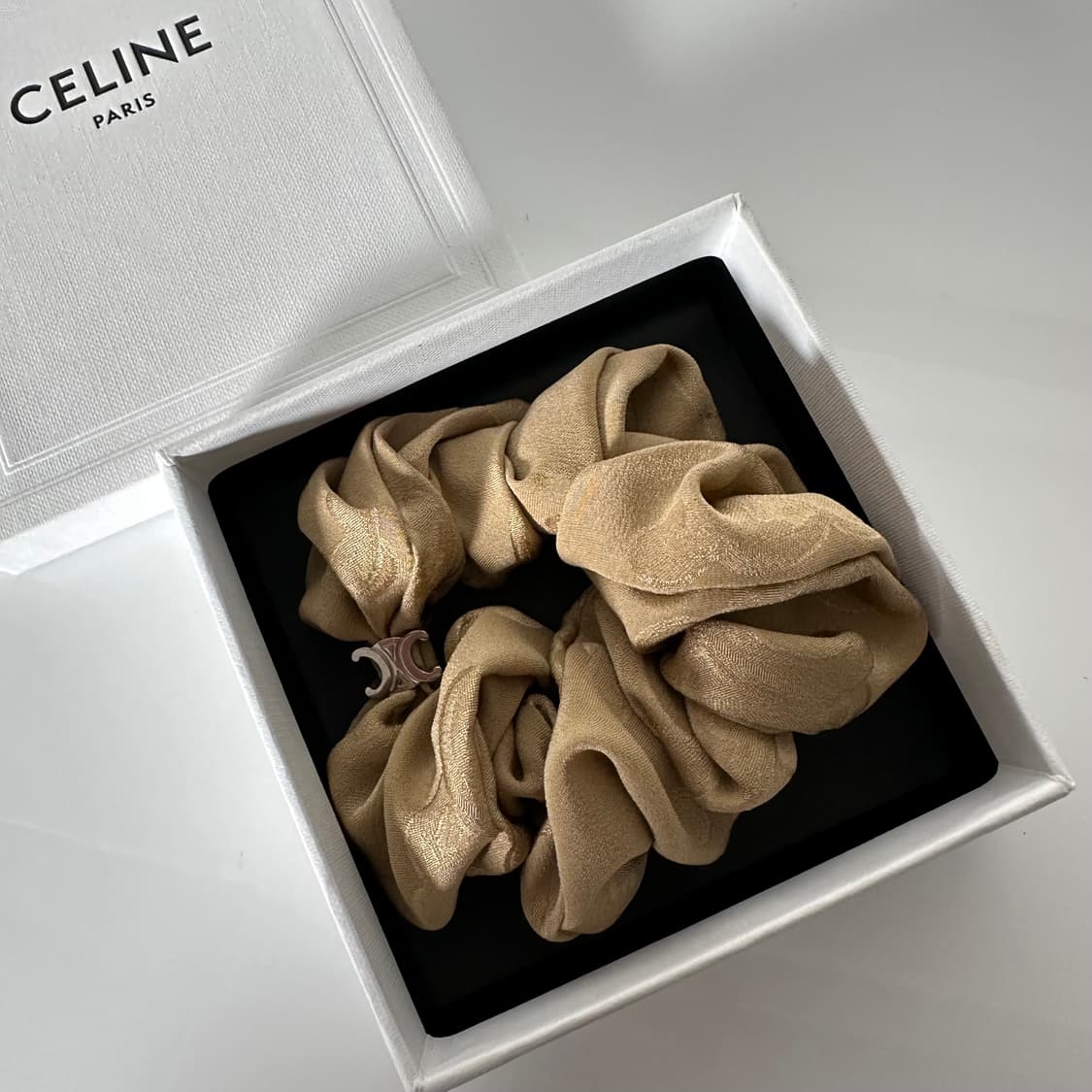 셀린느 헤어 스크런치  상품이미지1