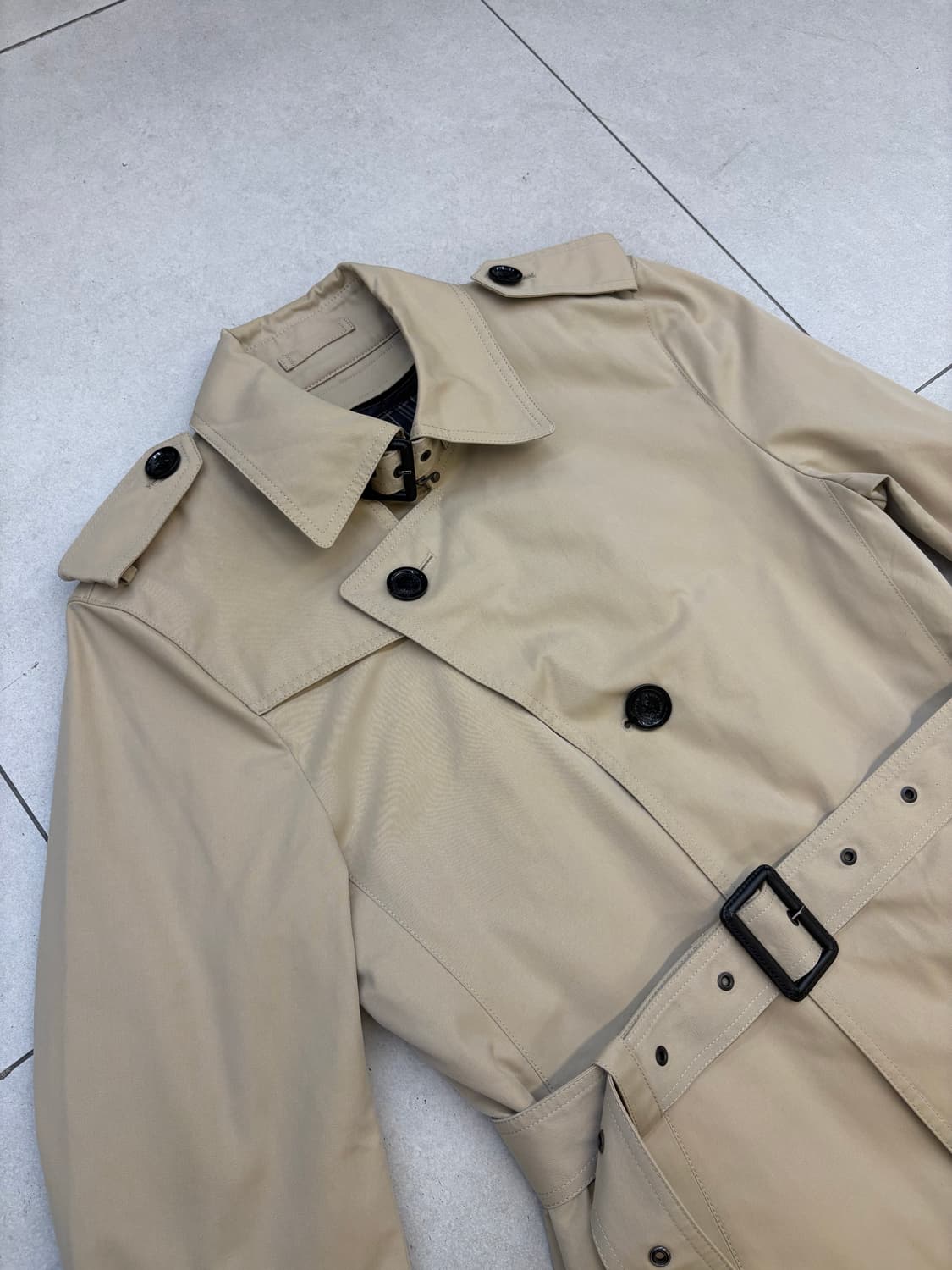 버버리 블랙라벨 트렌치코트 상품이미지3