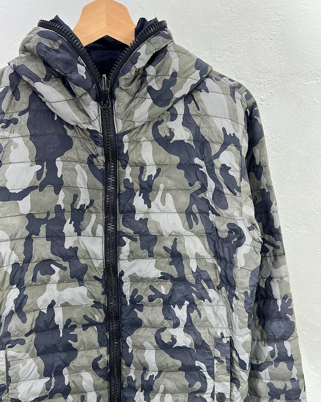 듀베티카 리버시블 카모 플라주 라이트 웨이 풀집업 구스 다운 자켓 상품이미지4