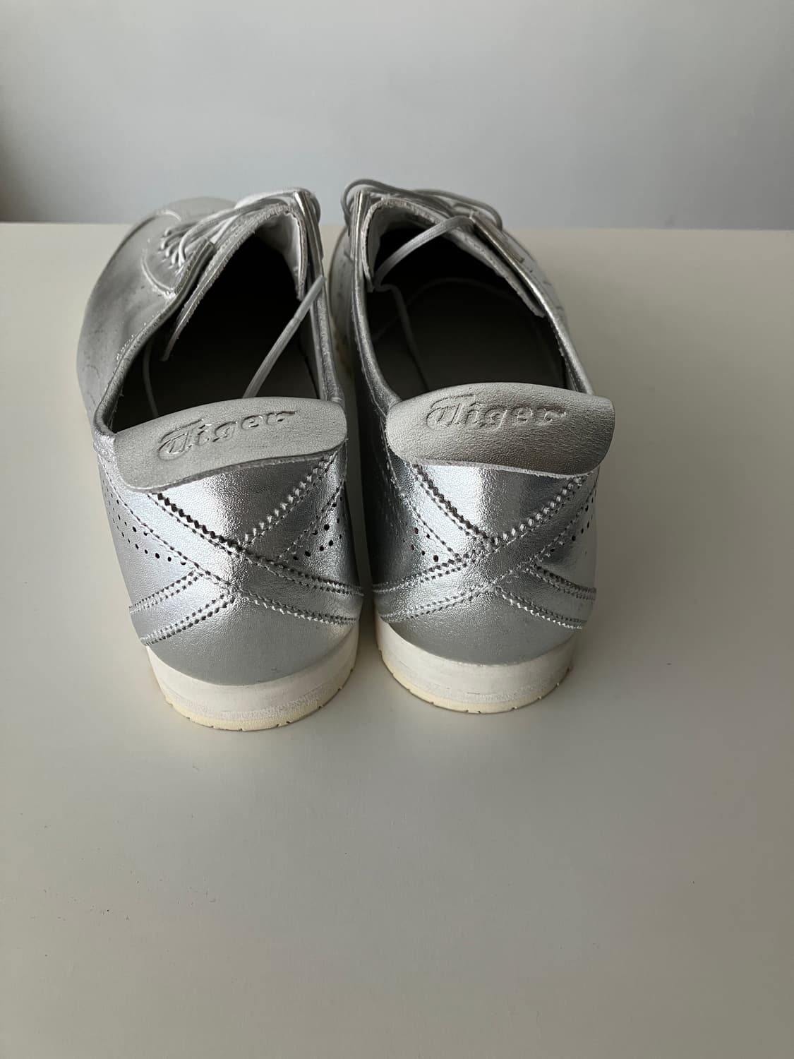 오니츠카 타이거 멕시코66 실버 상품이미지5