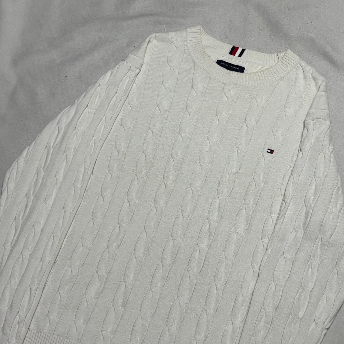 2XL 타미힐피거 화이트 케이블 니트 상품이미지1