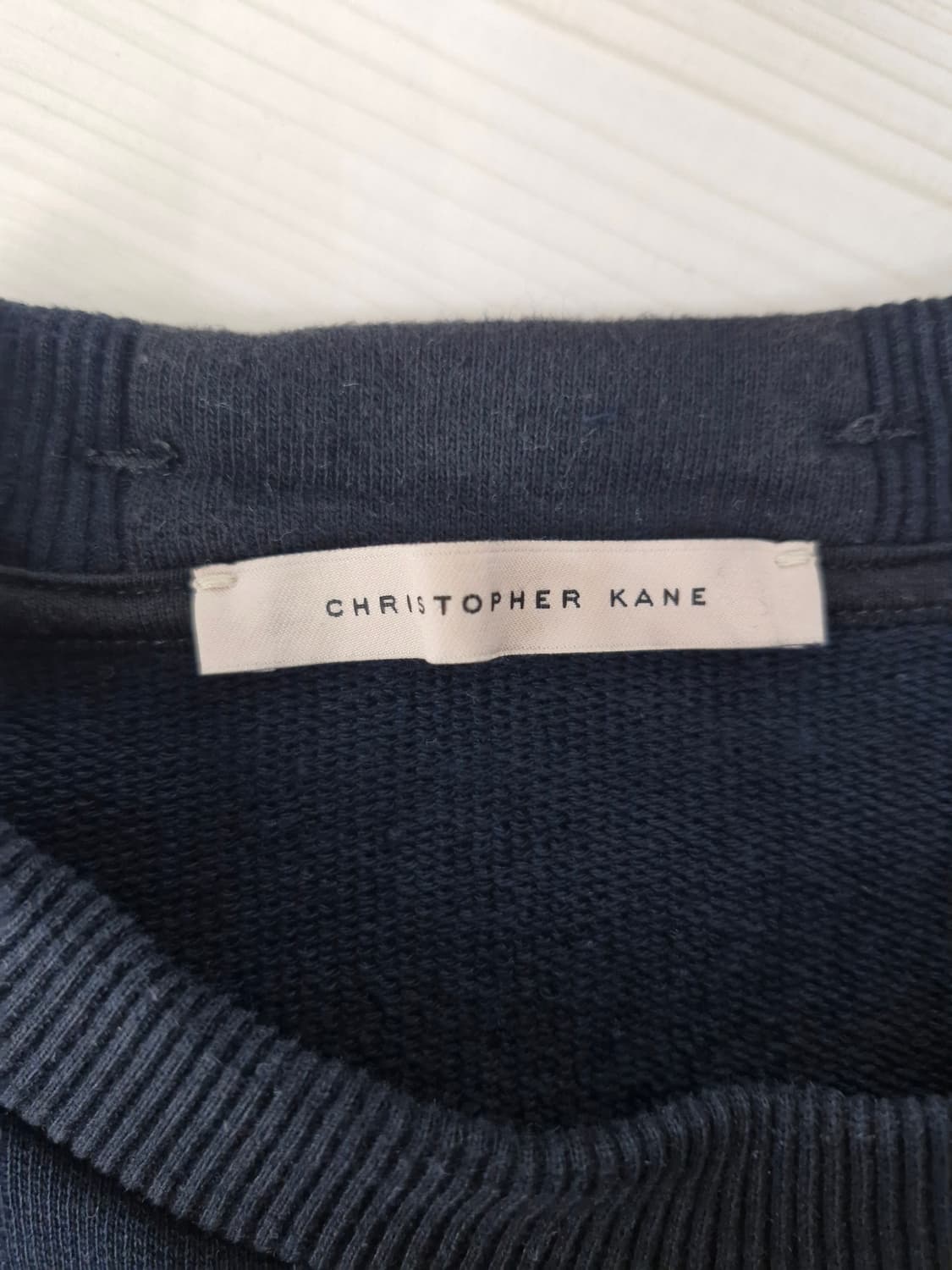 CHRISTOPHER KANE 크리스토퍼케인 플라워 자수 맨투맨 상품이미지6