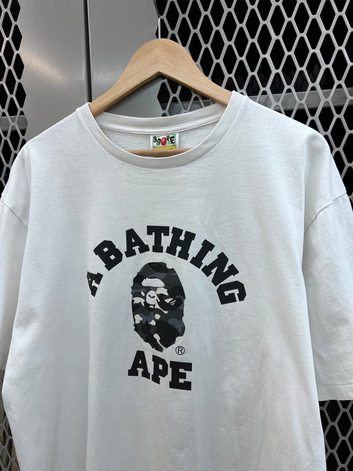 베이프 BAPE 컬리지 로고 카모 티셔츠 2XL 상품이미지2