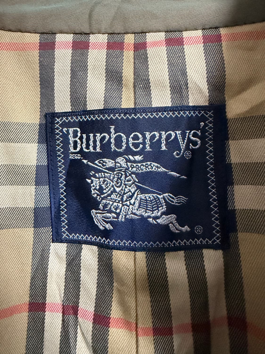 버버리 빈티지 트렌치코트 상품이미지4