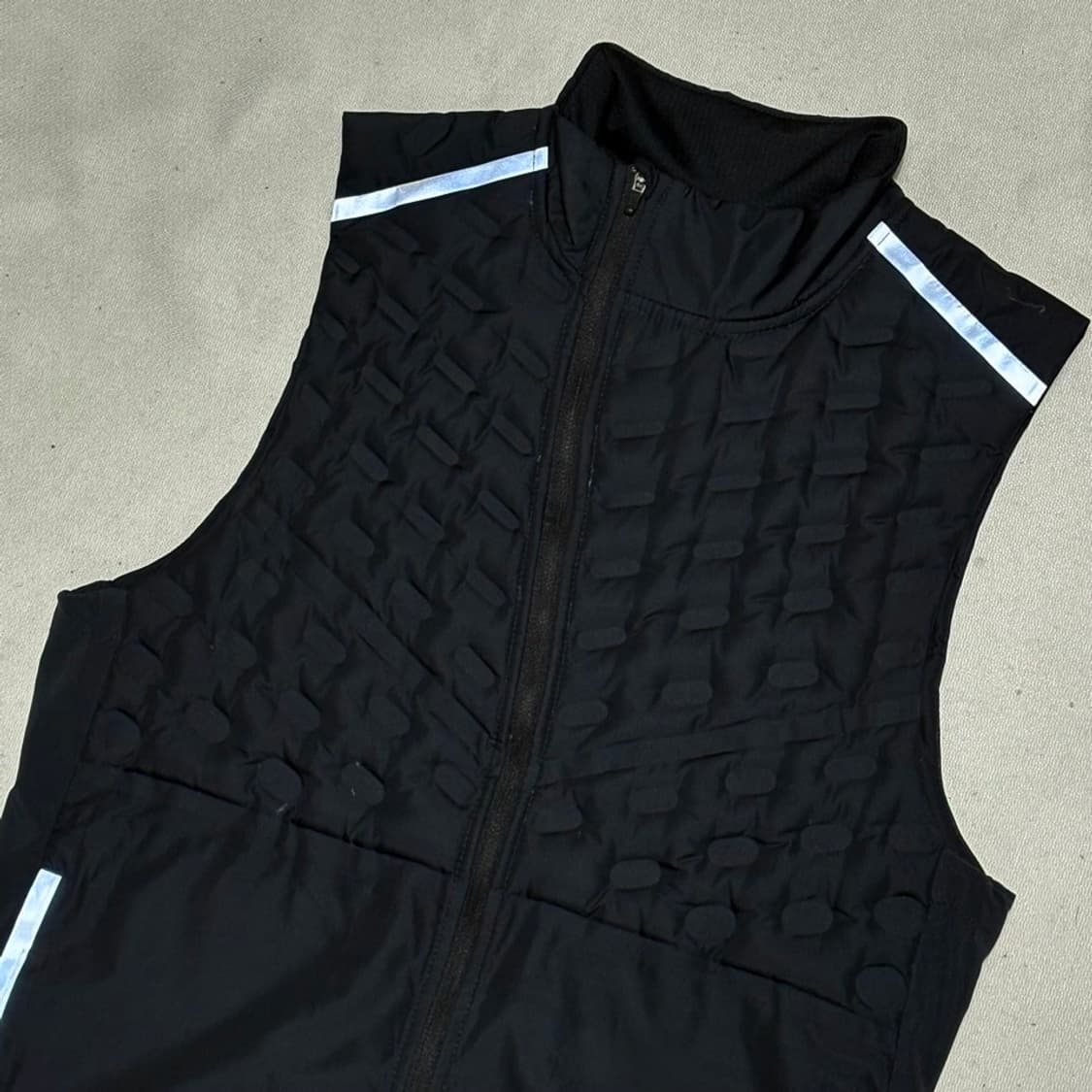 S 나이키 에어로로프트 베스트 상품이미지1