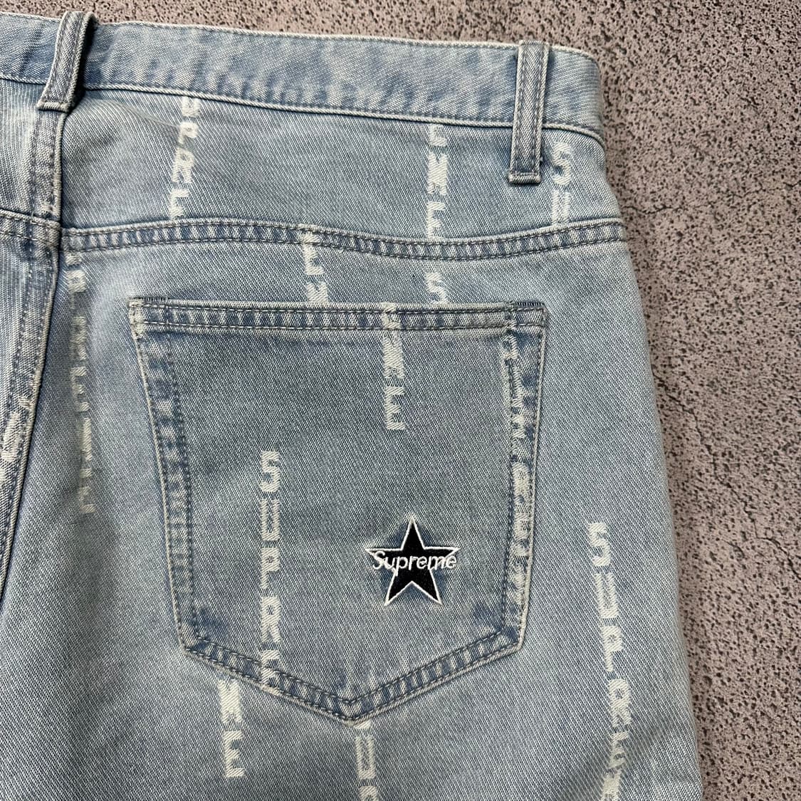 ✨ (바배) 슈프림 올로고 자가드 데님 팬츠 상품이미지3
