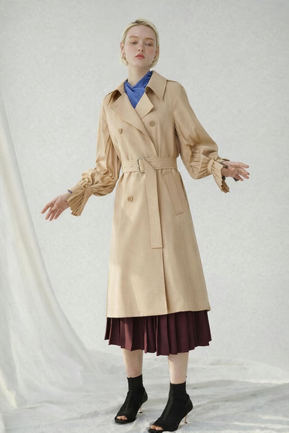 새상품) another lounge 플리츠 벌룬 트렌치코트  상품이미지2