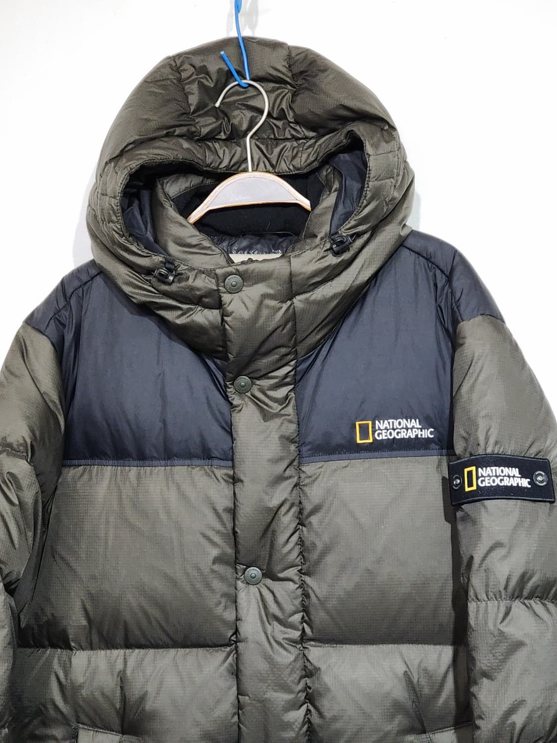 (L) 내셔널지오그래픽 오리털 롱패딩 와펜 다운코트 후드  상품이미지2