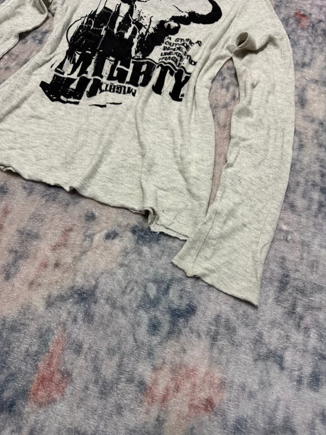 Lipstar distressed printing cut sew 상품이미지7