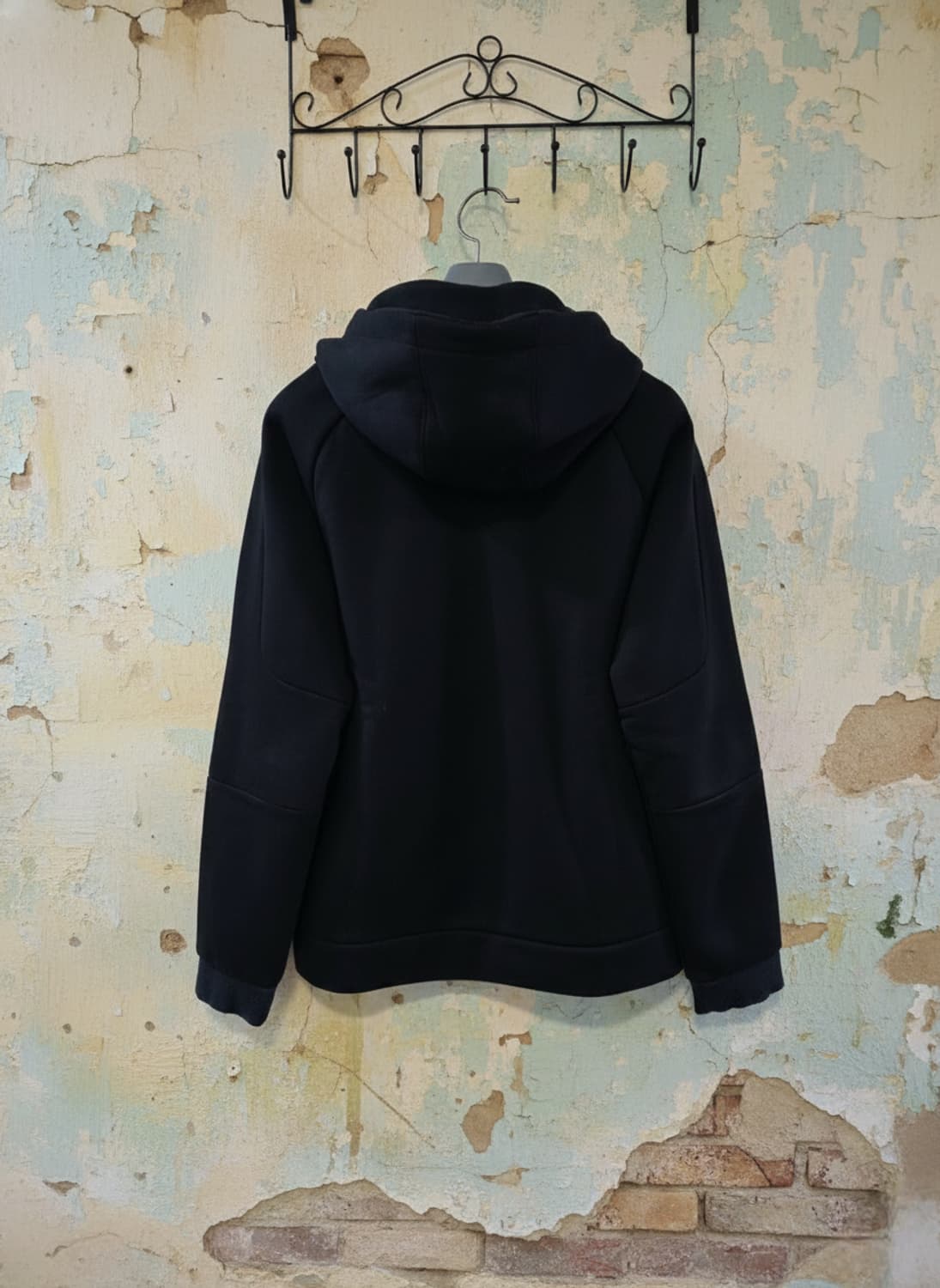 뉴발란스 블랙 후드집업 95 M 상품이미지2