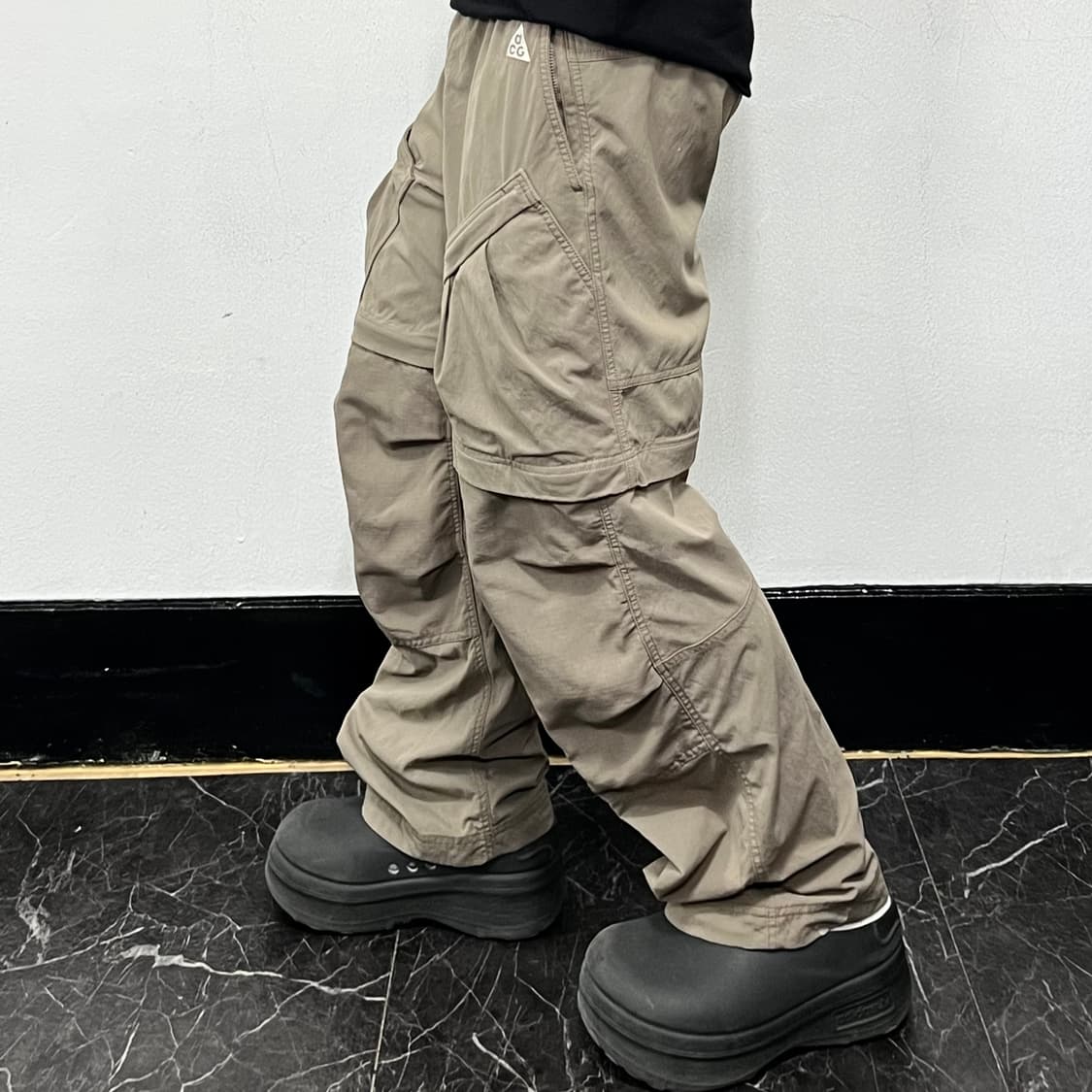 나이키 ACG 스미스 서밋 카고 팬츠 올리브 그레이 상품이미지1