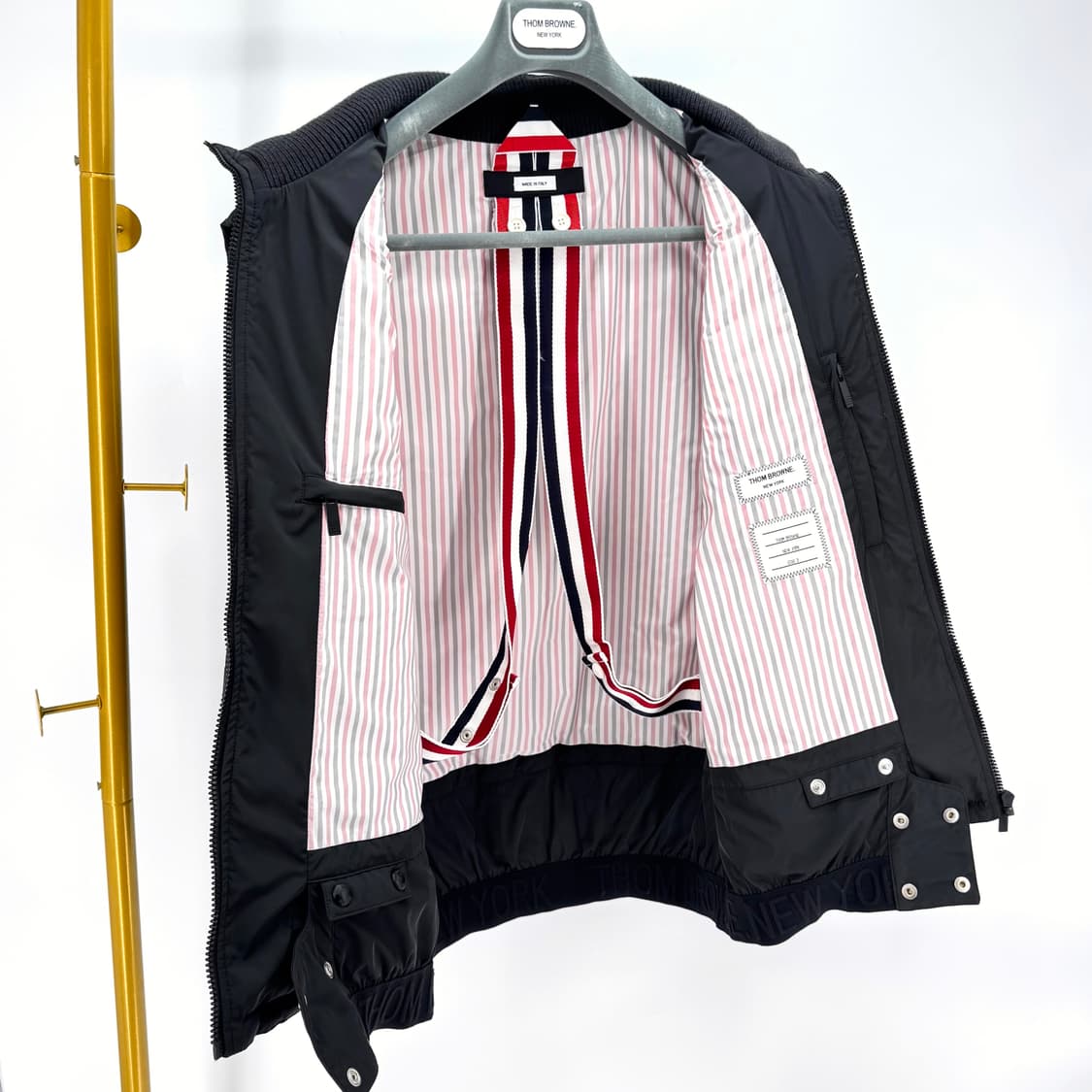 [3사이즈] 톰브라운 사선 조끼 패딩 베스트 (MVD024X) 상품이미지7