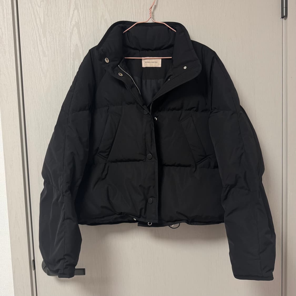 낫띵리튼 스트링 푸퍼 패딩 상품이미지2