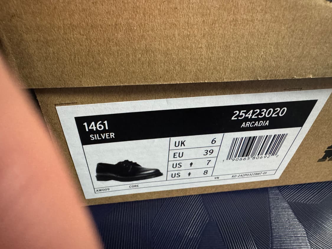 닥터마틴 실버 아카디아 250(UK6) 상품이미지3