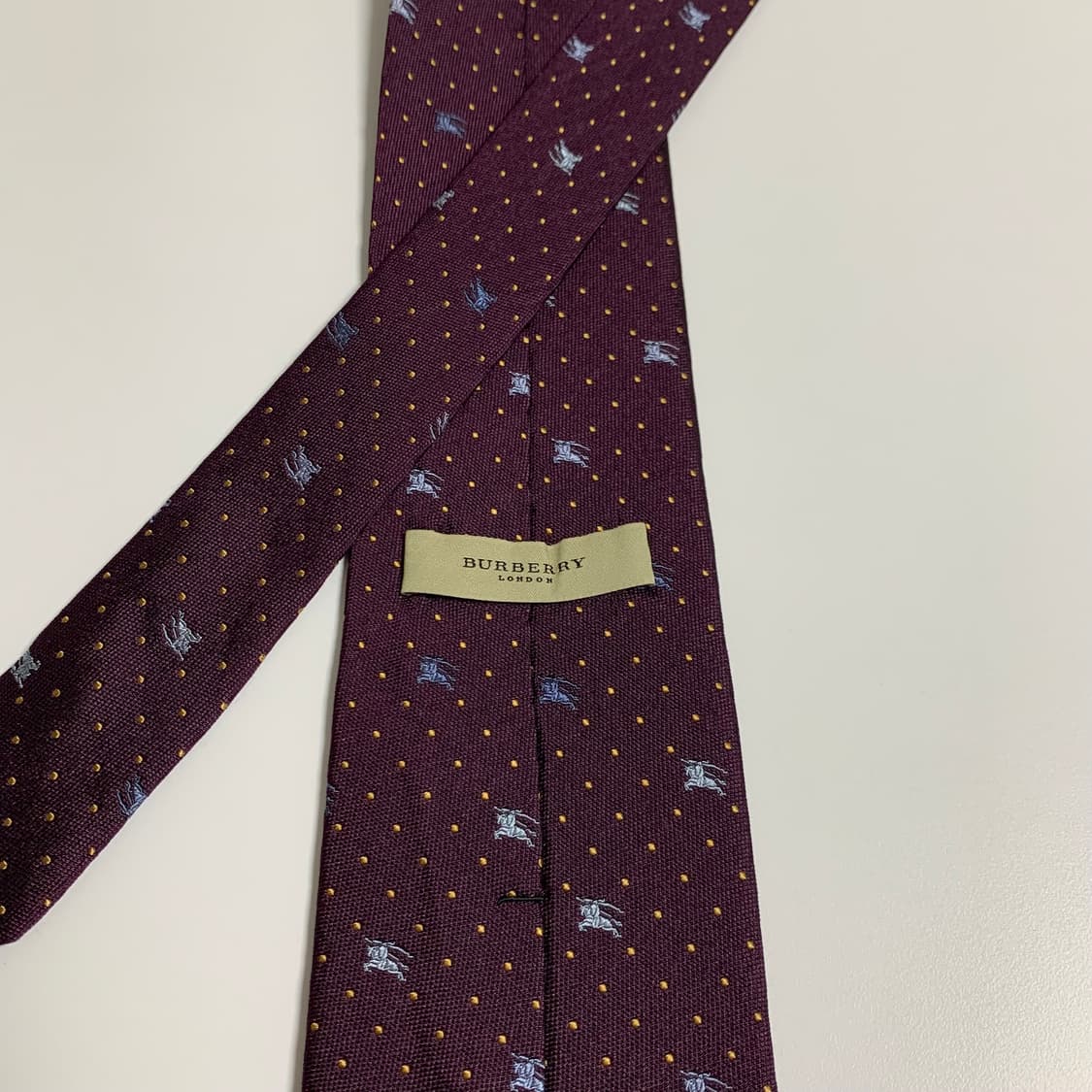 버버리(BURBERRY) 신형라벨 명품 도트넥타이 모노그램 A등급 상품이미지6