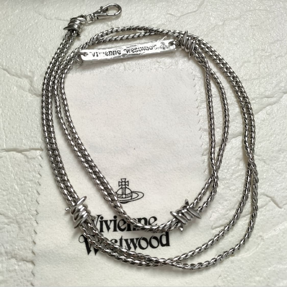 비비안웨스트우드 아카이브 레터링 orb 각인 레어이드 체인 초커 목걸이 상품이미지8