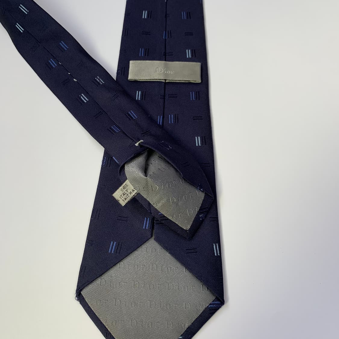 디올 옴므(DIOR) 신형라벨 명품넥타이 100실크 B+등급 상품이미지7