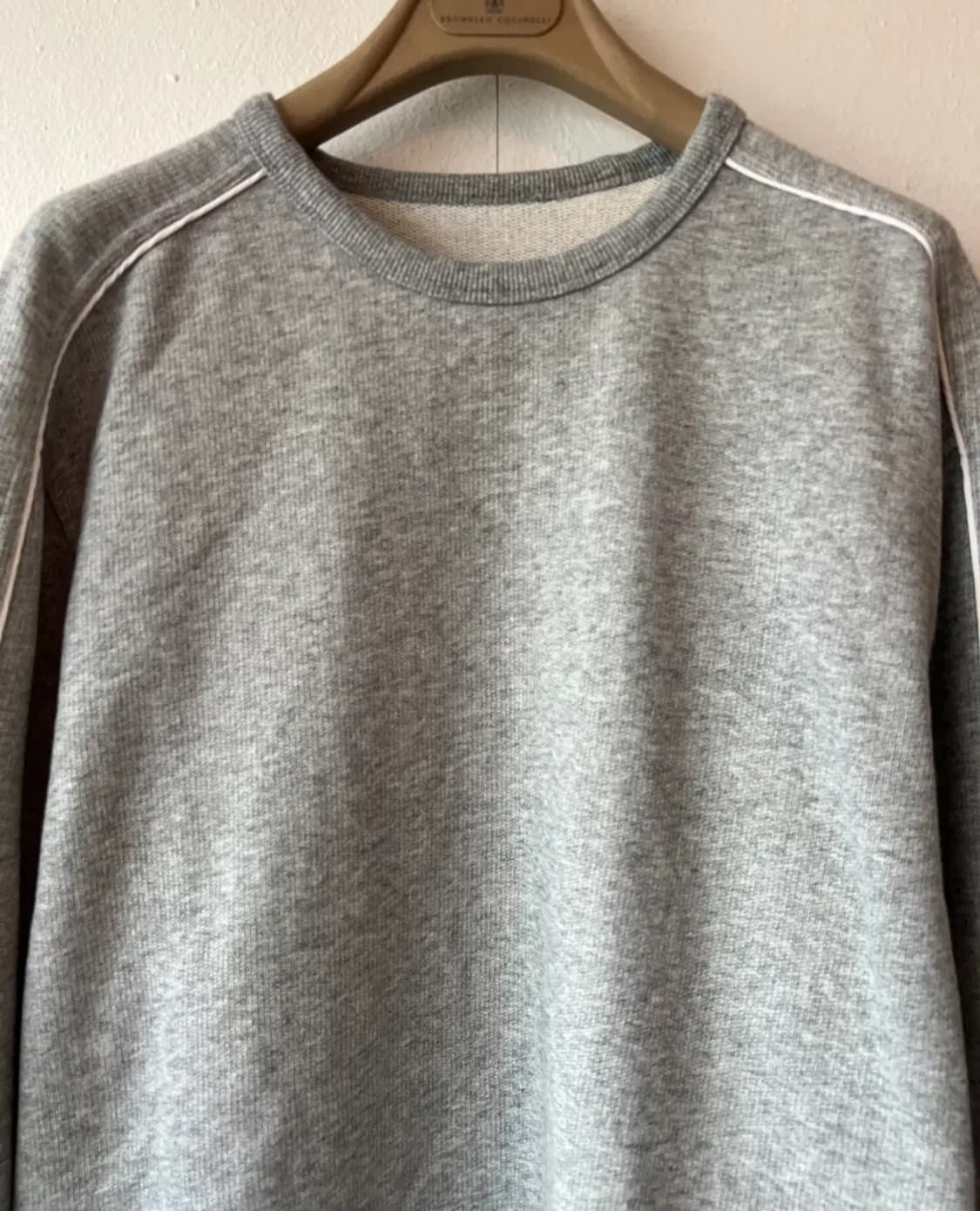 시리즈 남성 그레이 맨투맨티셔츠 상품이미지2