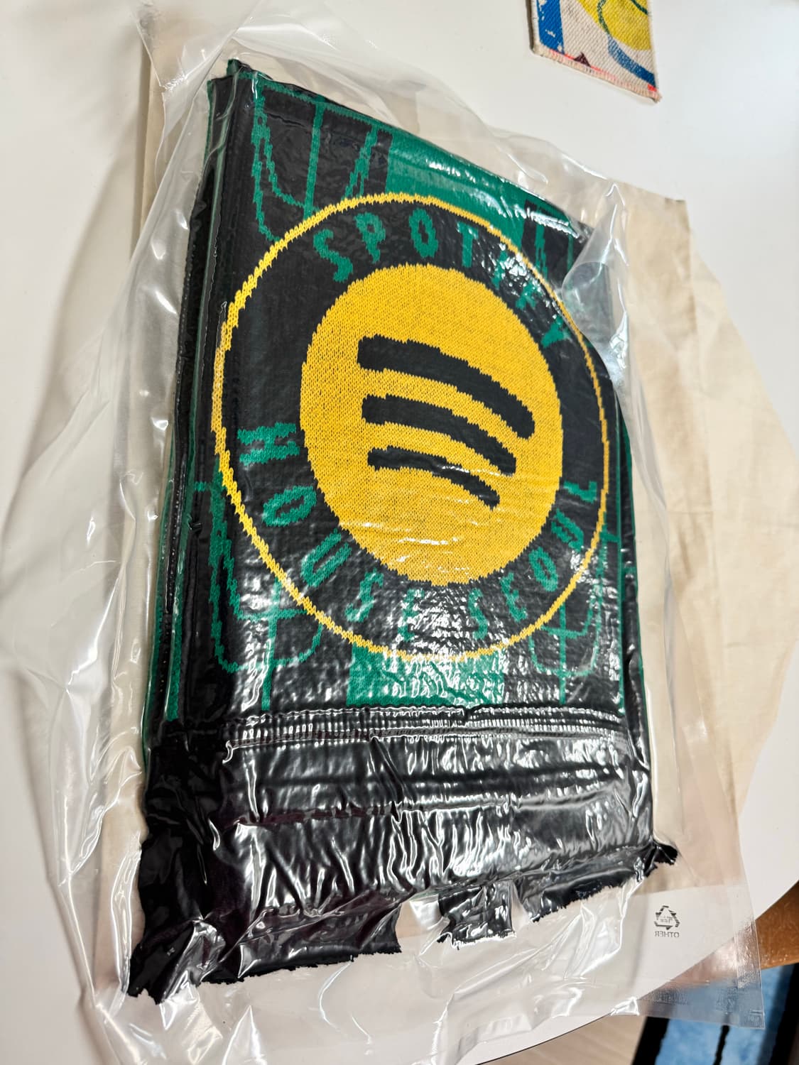 2025 Spotify House 서울 기념 스카프 새상품 상품이미지3
