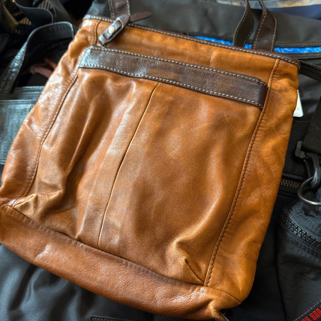 타케오 키쿠치 카우레더 숄더백 일본생산 상품이미지2