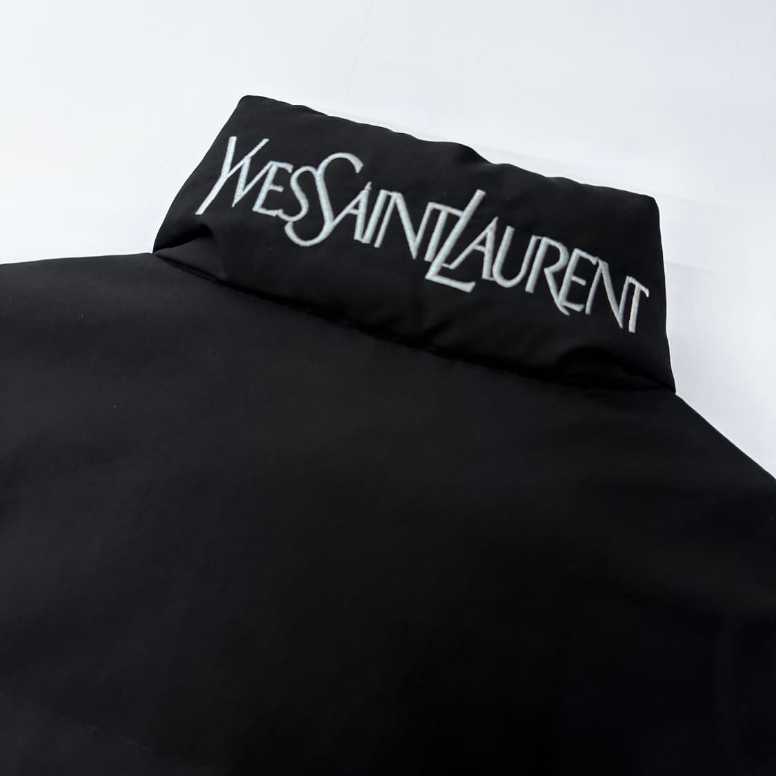 YSL 입생로랑 블랙 패딩 상품이미지5