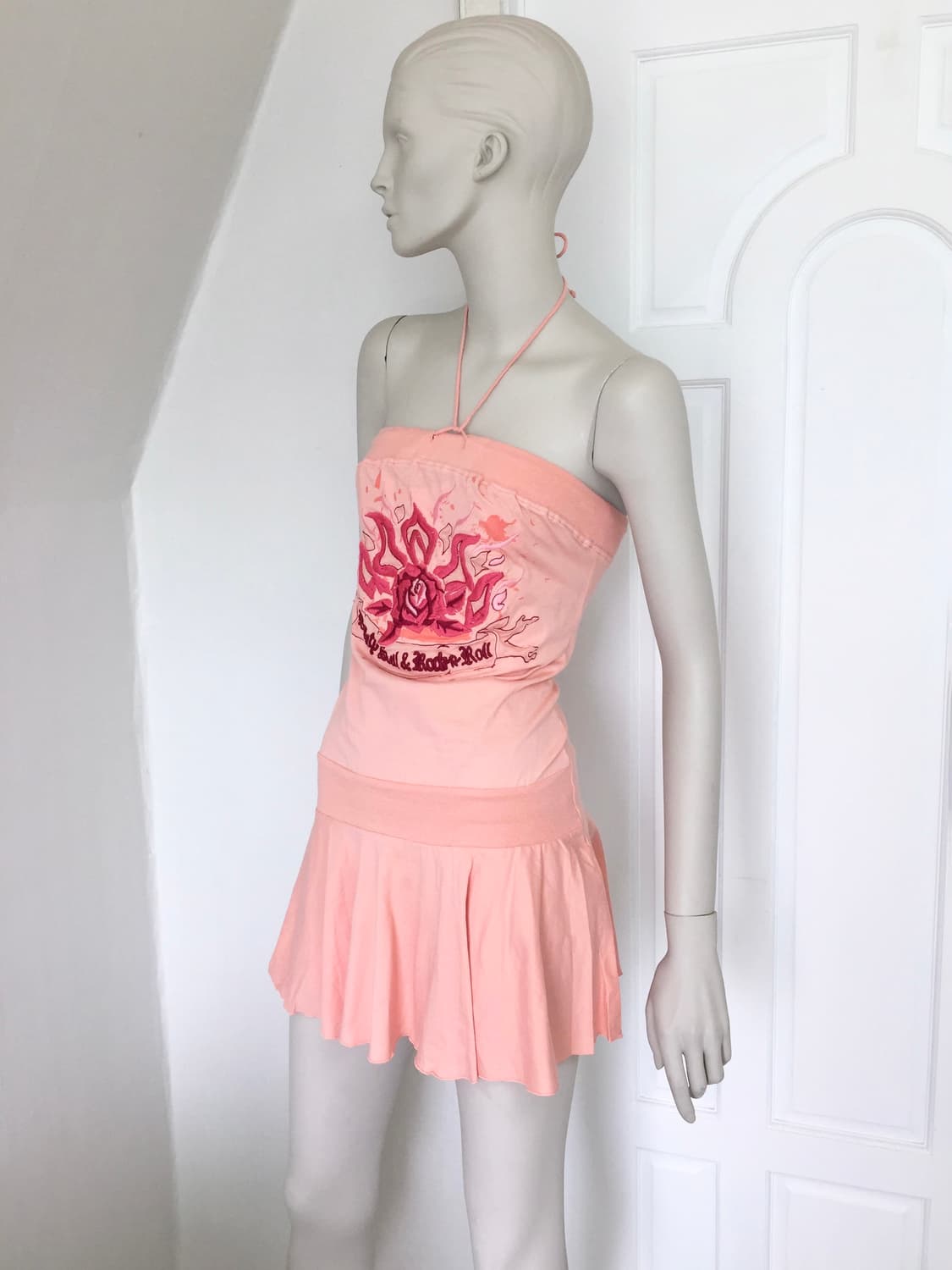 Rose Embroidery Point Tube Dress 상품이미지2