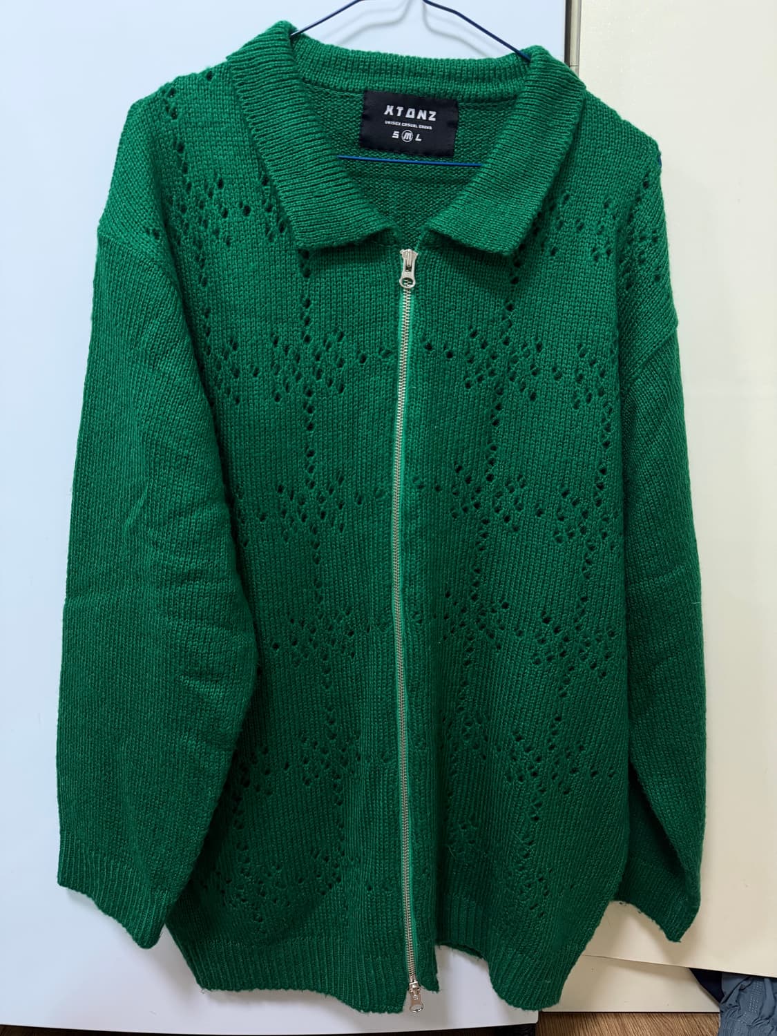 엑스톤즈 펀칭 니트집업 M 상품이미지1