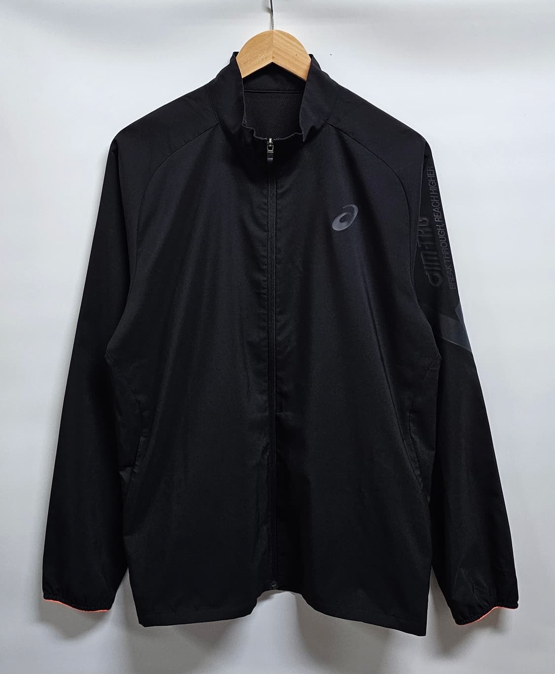 아식스 러닝 바람막이 자켓 L 상품이미지1