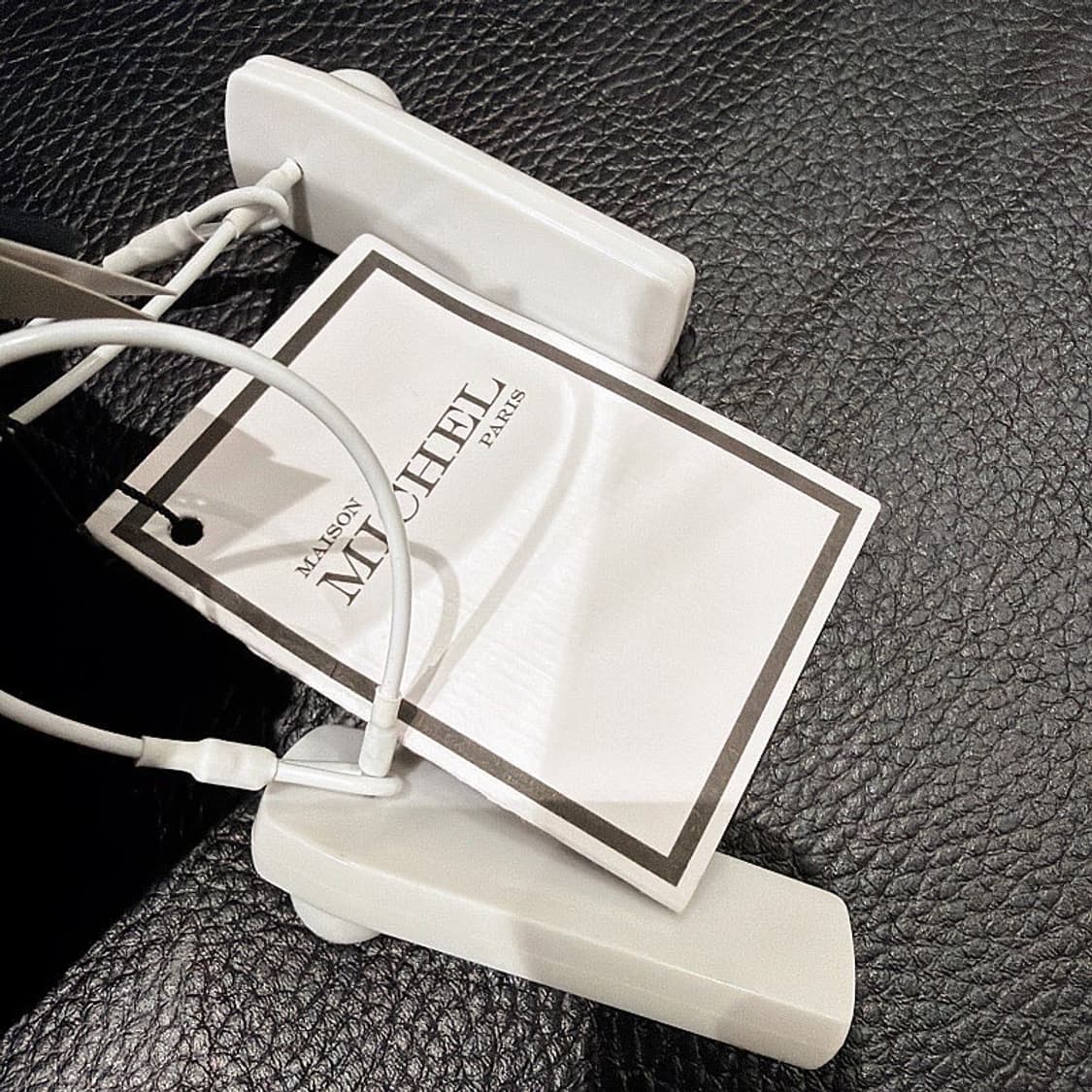 (정품/새상품) 메종 미쉘 여성 블랙 라피아 미니 버킷백 상품이미지6