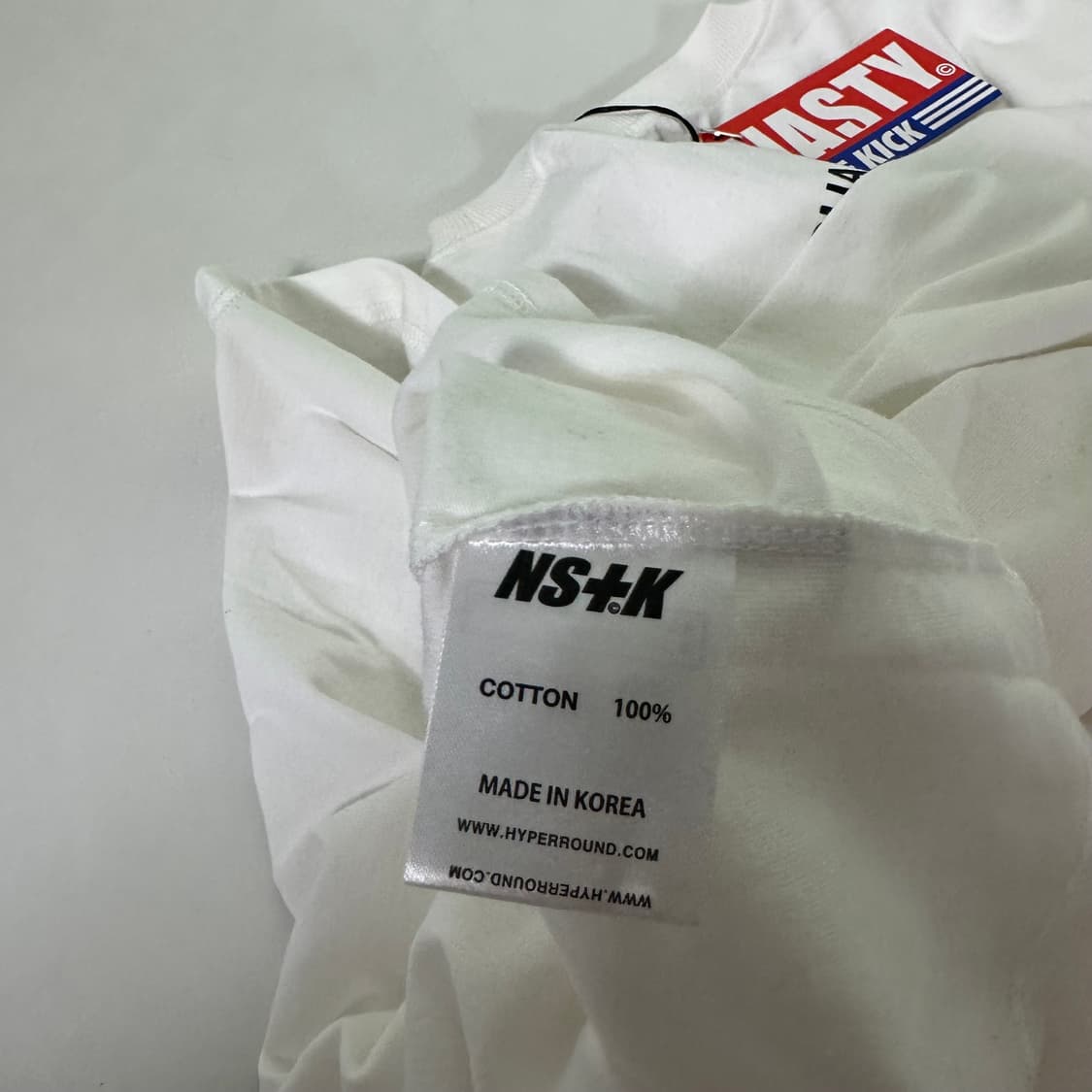 L 네스티킥 화이트 빅로고 라운드 긴팔슬리브 상품이미지7