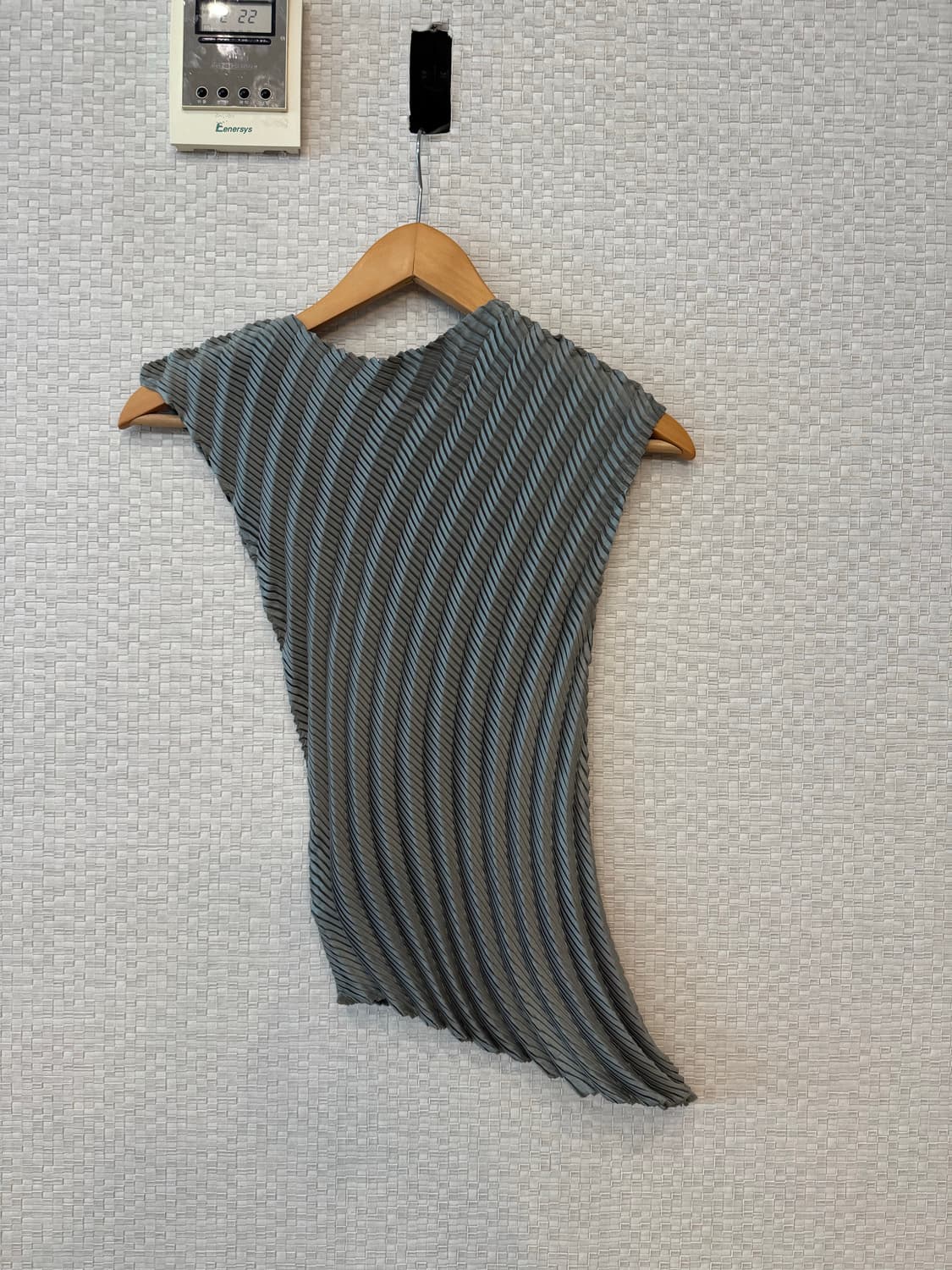 이세이미야케 젬 탑 상품이미지2