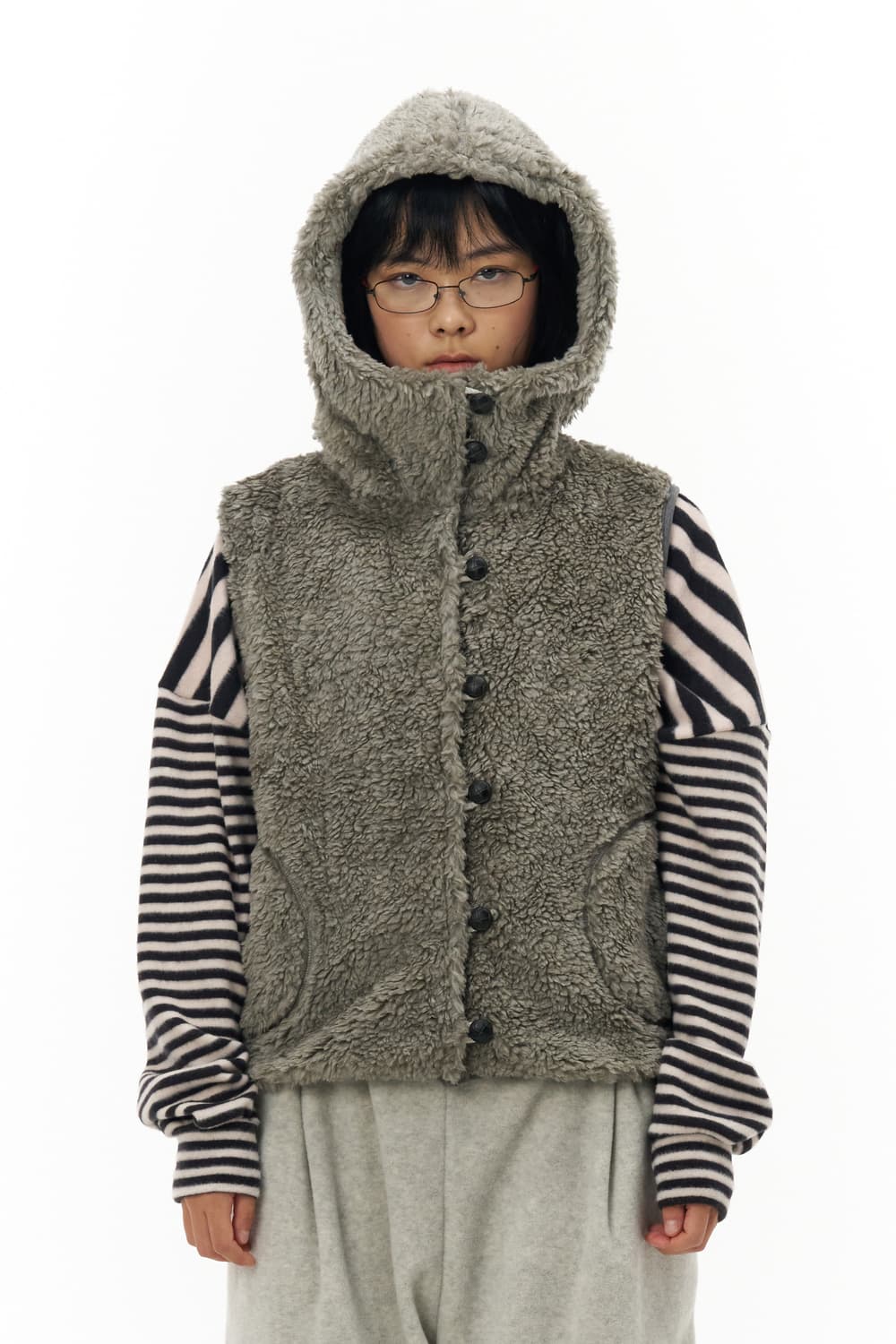 파히섬 Fluffy Hooded Vest_Grey 상품이미지1