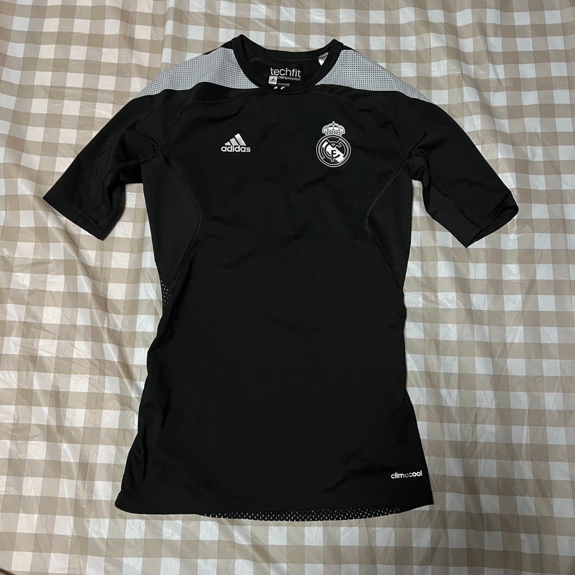 아디다스 레알마드리드 테크핏 여성 반팔 105 기능성 운동 트레이닝복 상품이미지1